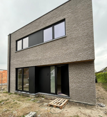 Sleutel-op-de-deurwoning die in korte bouwtijd werd gerealiseerd door een projectontwikkelaar